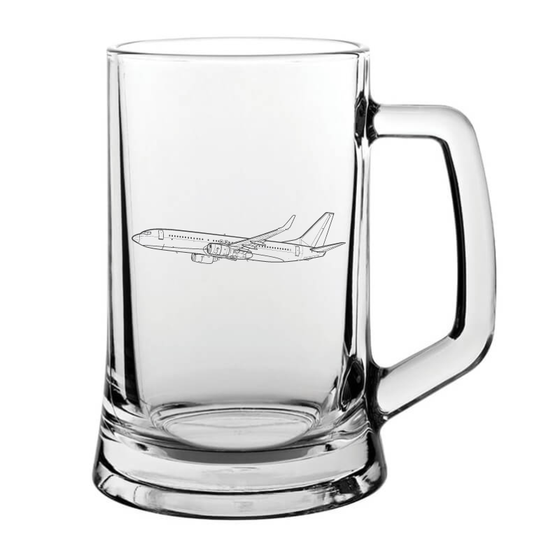 Boeing 737 Aircraft Glass Tankard – digital engraving mockup / engraving