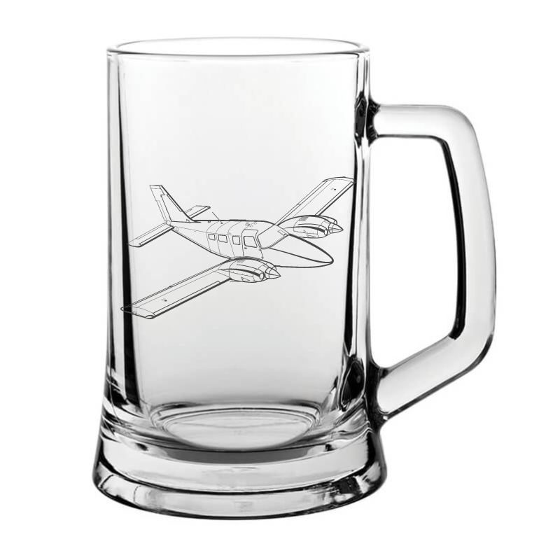 Piper PA34 Seneca aircraft glass tankard – digital engraving mockup / engraving