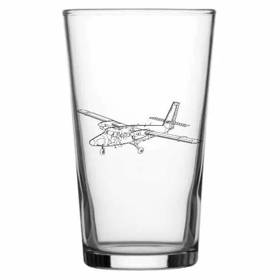 de havilland twin otter Aircraft Beer glass – digital engraving mockup / engraving preview