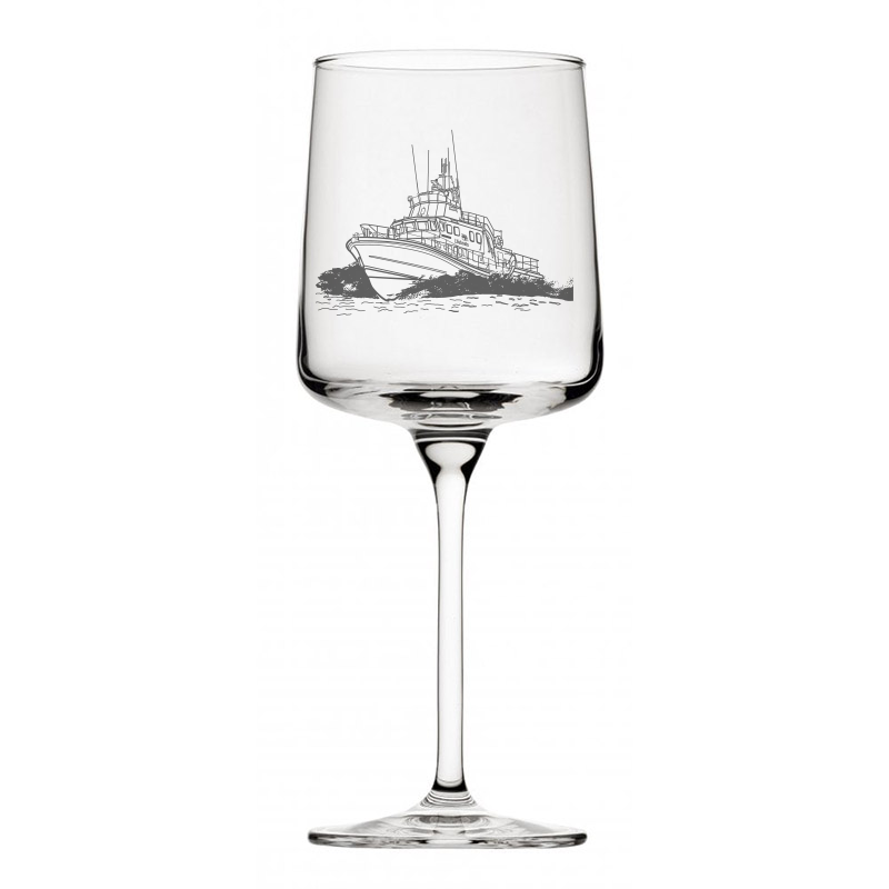 life boat wine glass digital engraving mockup / engraving preview