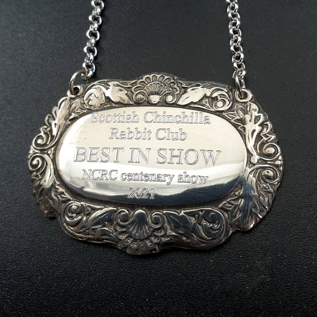 Personalised Handmade Pewter Shell Leaf Decanter Wine Bottle Label Tag | Giftware Engraved