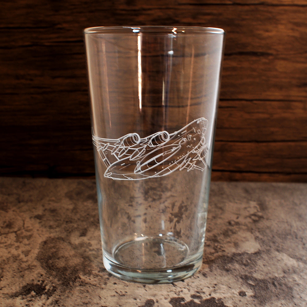 Boeing C17 Globemaster aircraft engraved on Everyday Beer Glass