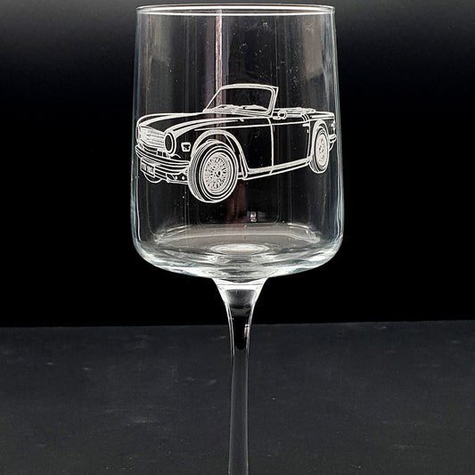 Triumph TR6 Car Wine Glass Selection | Giftware Engraved