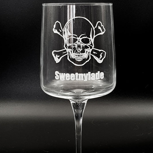 Skull & Crossbones Wine Glass Selection | Giftware Engraved