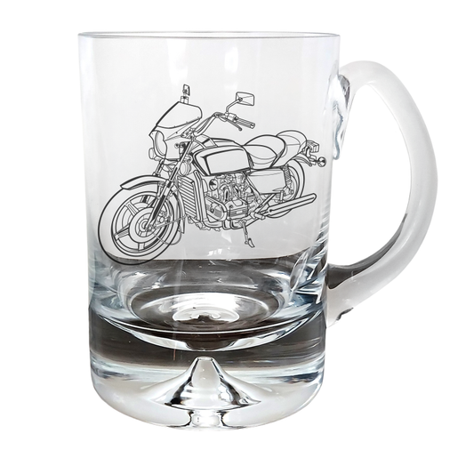 Classic goldwing motorcycle glass tankard – digital engraving mockup / engraving