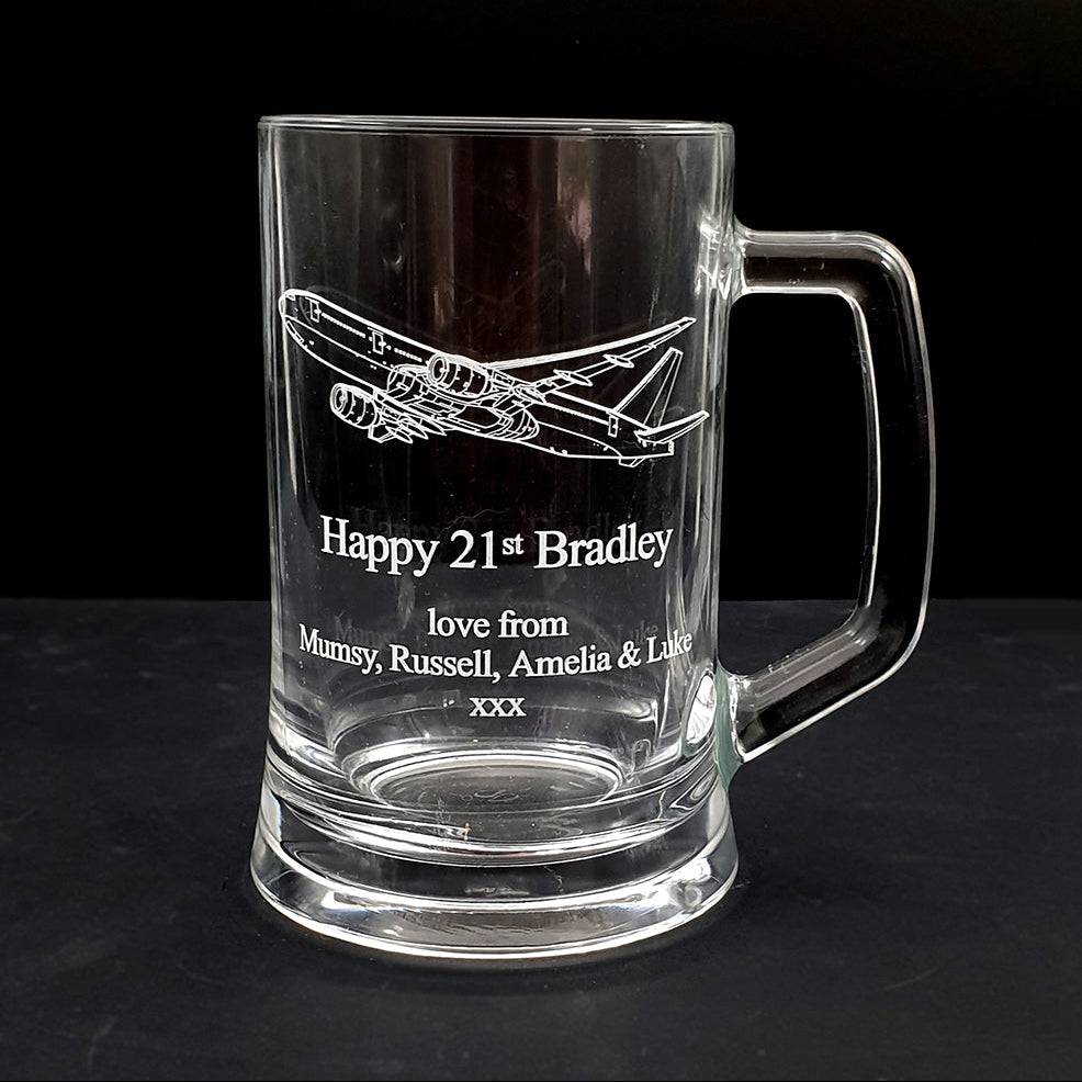 Glass birthday tankard engraved with our Boeing 777 artwork.