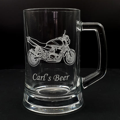 Glass tankard with GSX motorcycle engraving and 'Carl's Beer' text on a black background