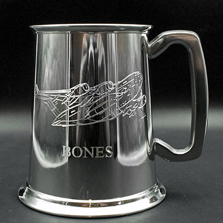 C17 Globemaster aircraft engraved on a personalised pewter tankard mug