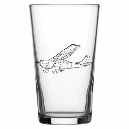 Cessna 206 aircraft Beer glass – digital engraving mockup / engraving preview