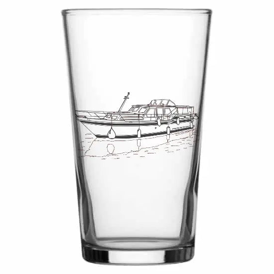 Stevens 1140 Canal Yacht Beer glass – digital engraving mockup / engraving