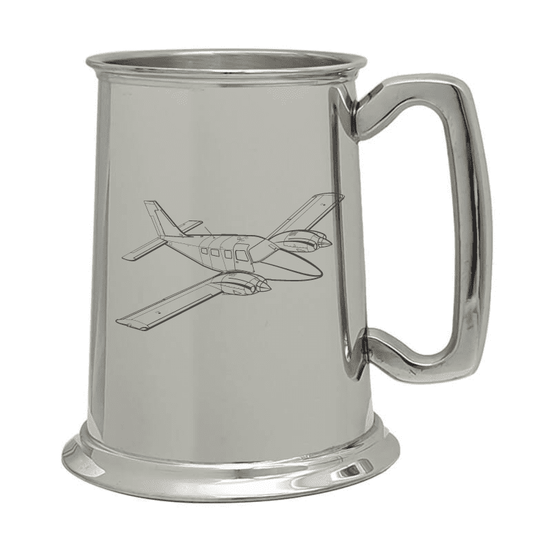 Illustration of Piper PA34 Seneca Aircraft Engraved on Pewter Tankard | Giftware Engraved